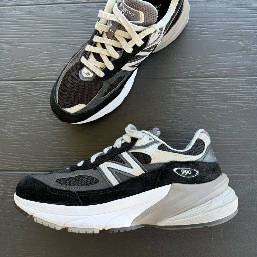 New Balance 990v6 Women's